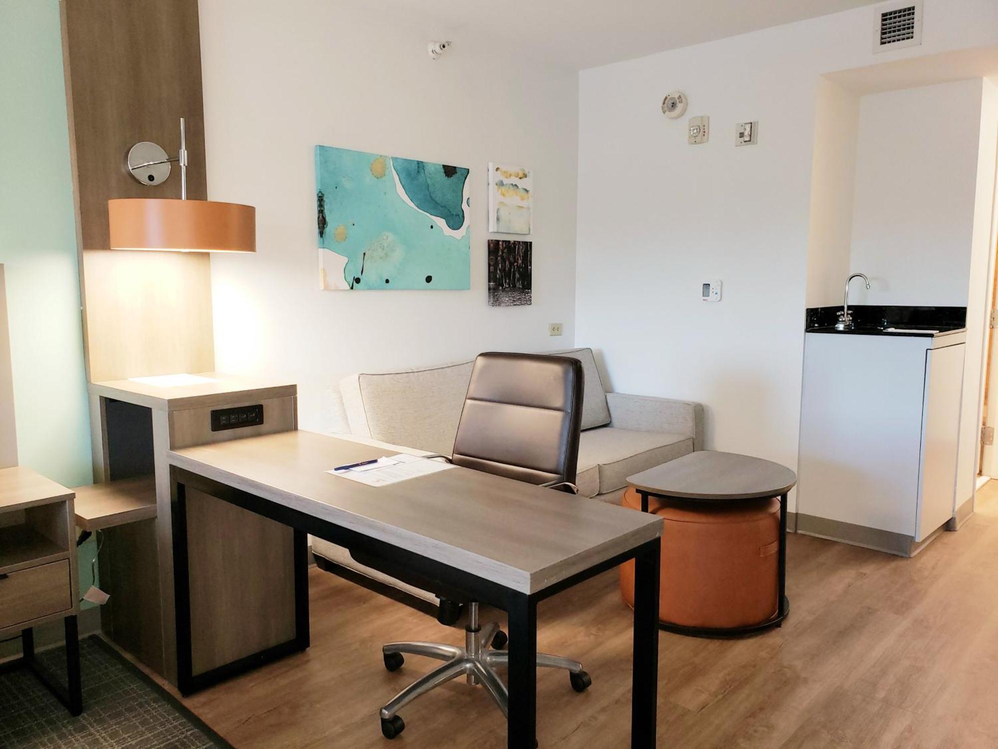 Comfort Suites Валдоста Экстерьер фото