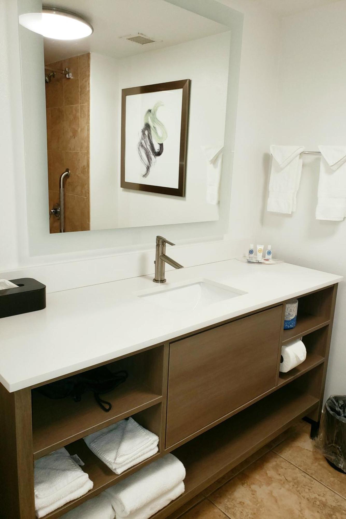 Comfort Suites Валдоста Экстерьер фото