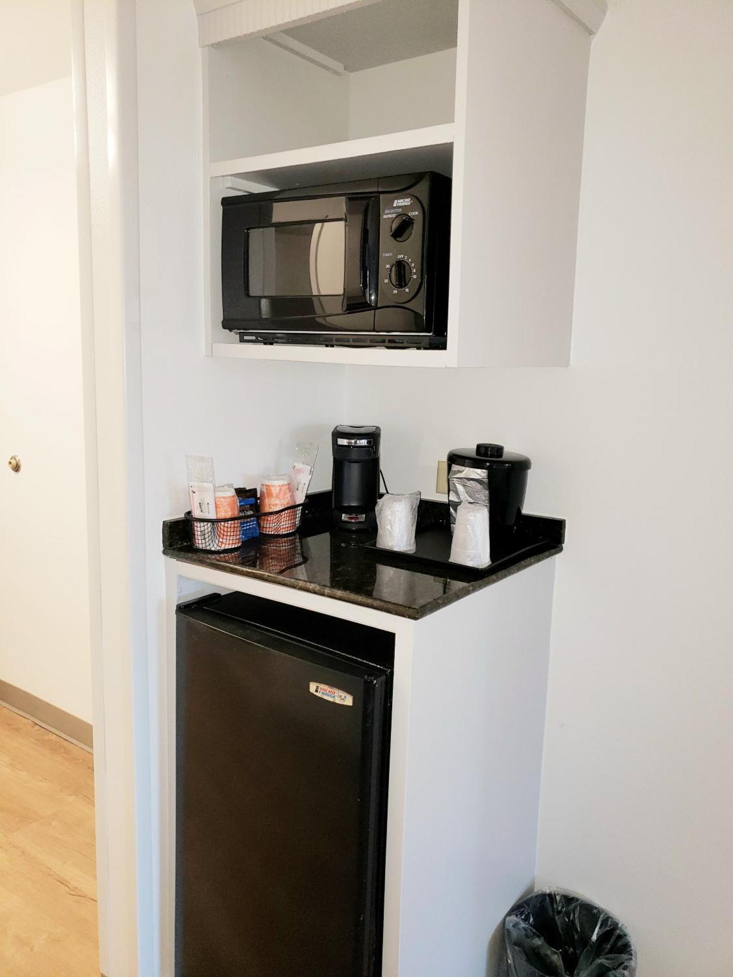Comfort Suites Валдоста Экстерьер фото
