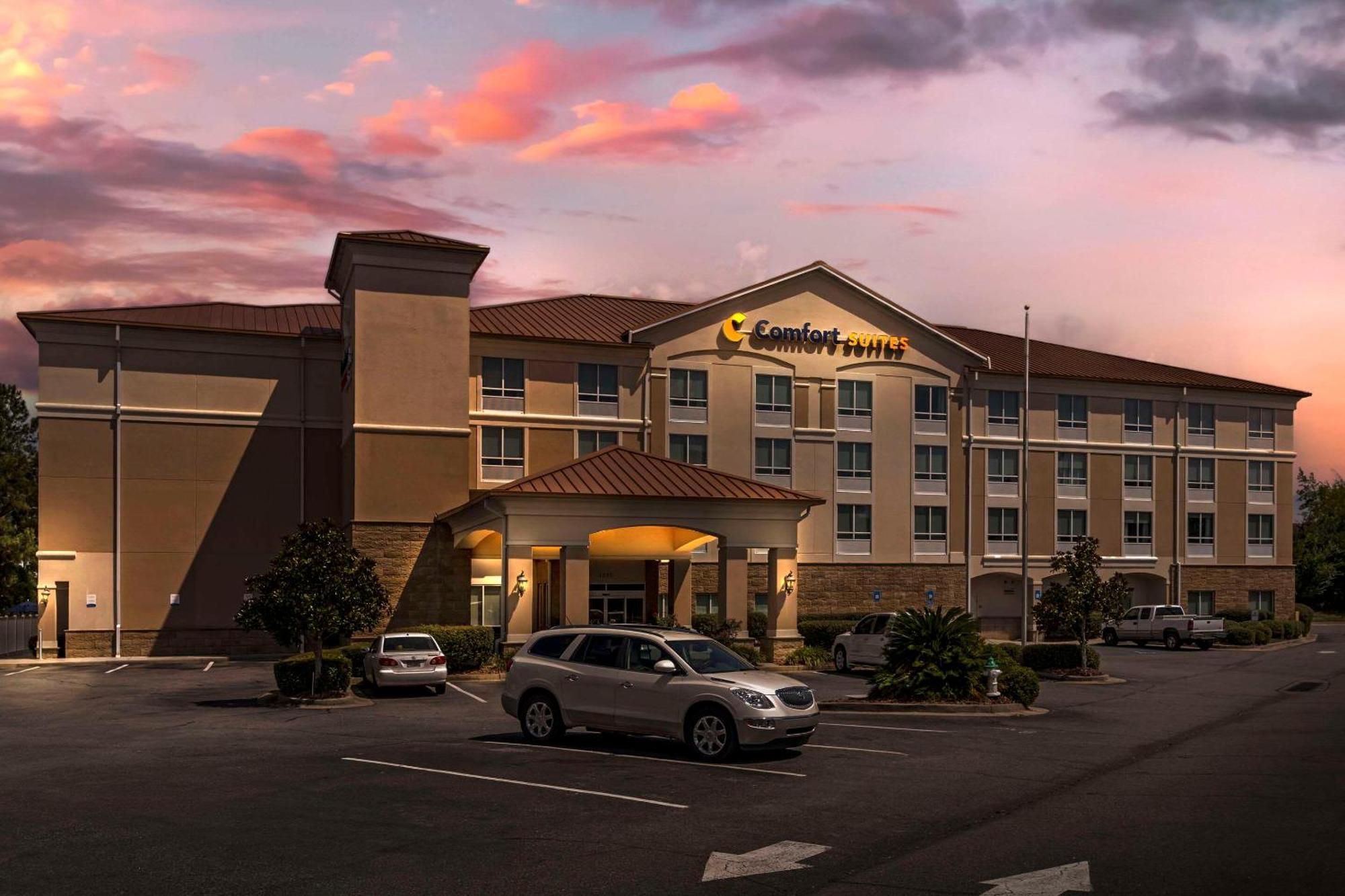 Comfort Suites Валдоста Экстерьер фото