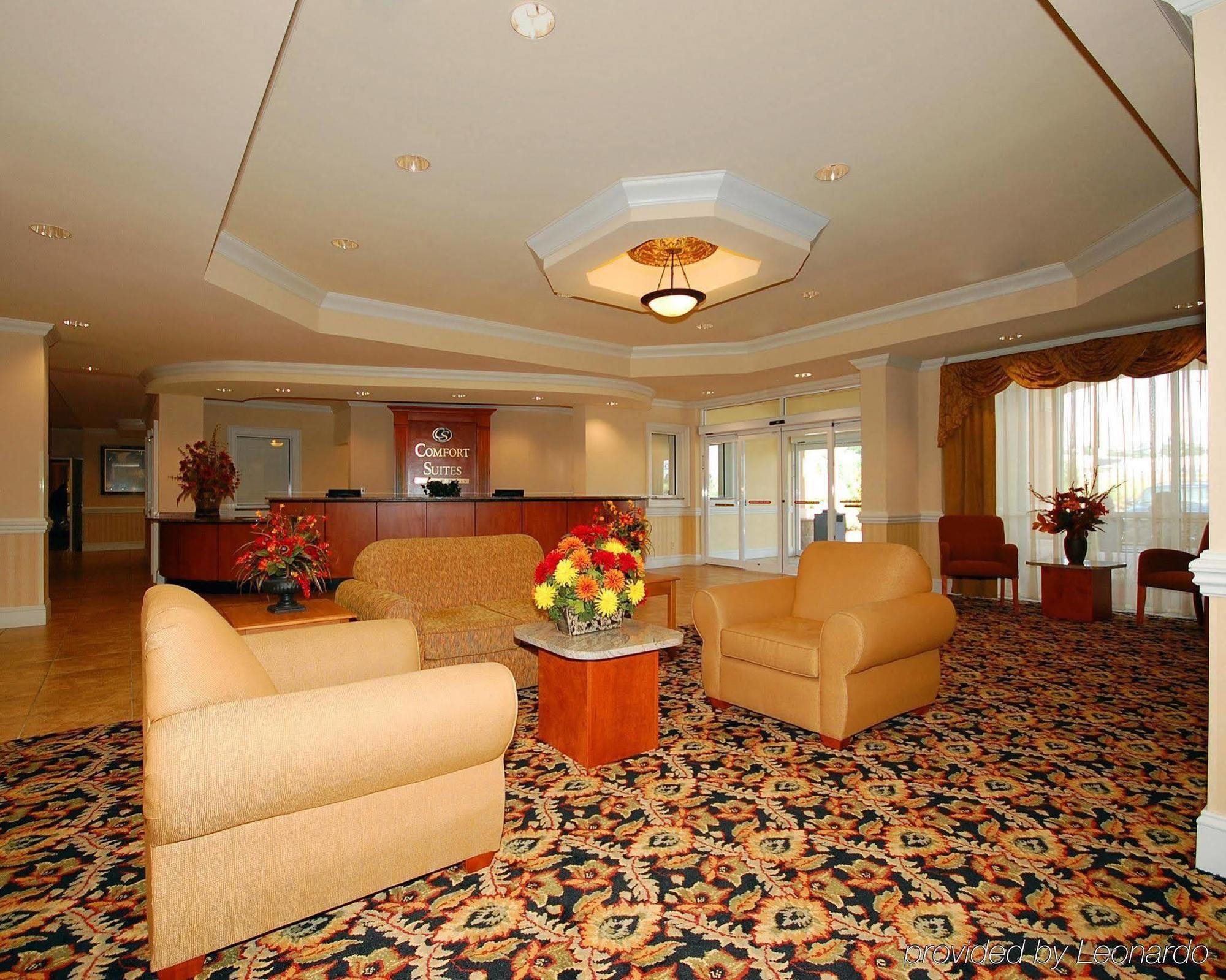 Comfort Suites Валдоста Экстерьер фото